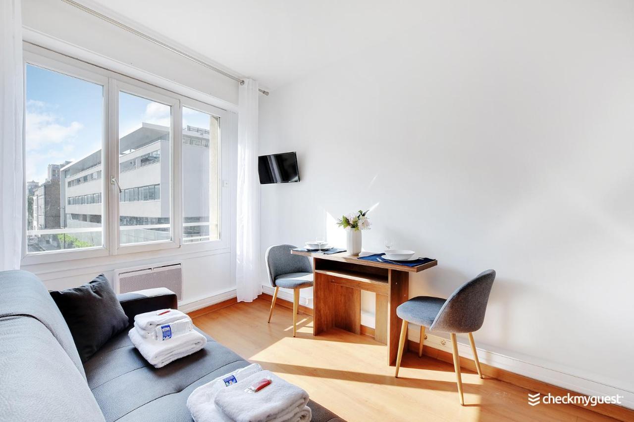 Cmg Serres/ Convention Apartment Париж Екстериор снимка