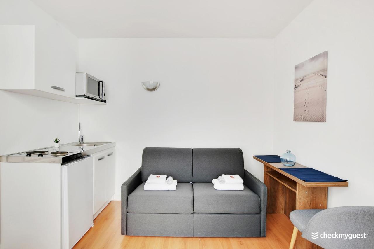 Cmg Serres/ Convention Apartment Париж Екстериор снимка