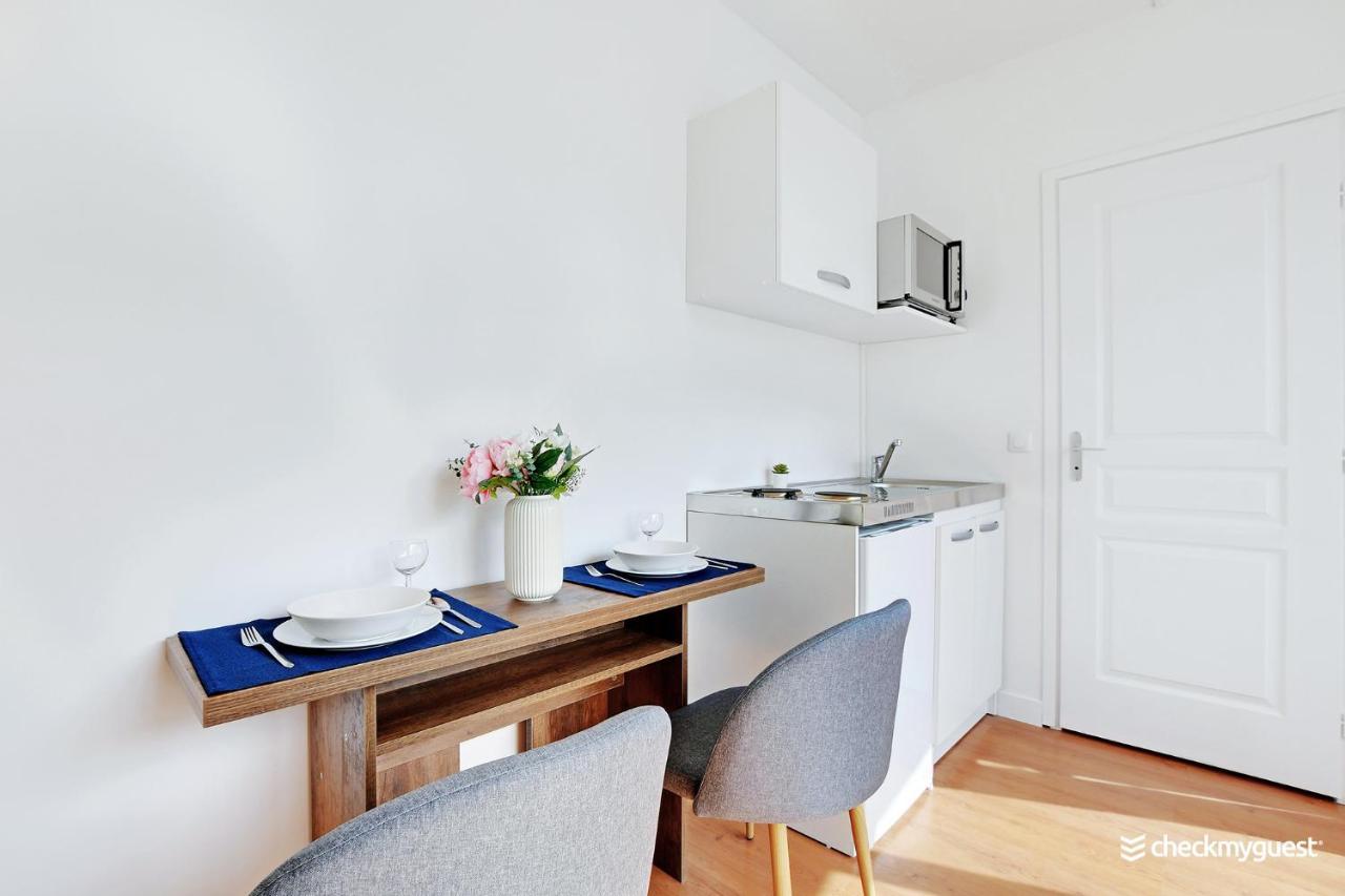 Cmg Serres/ Convention Apartment Париж Екстериор снимка